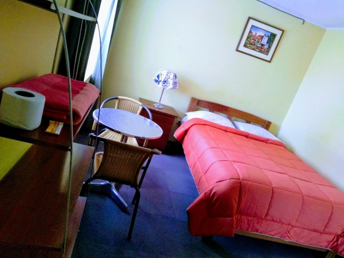 Casa Blanca Hospedaje Huamancaca Rom bilde